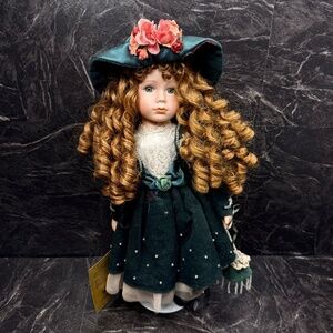 SEYMOUR MANN Collectible “Lorna” Doll